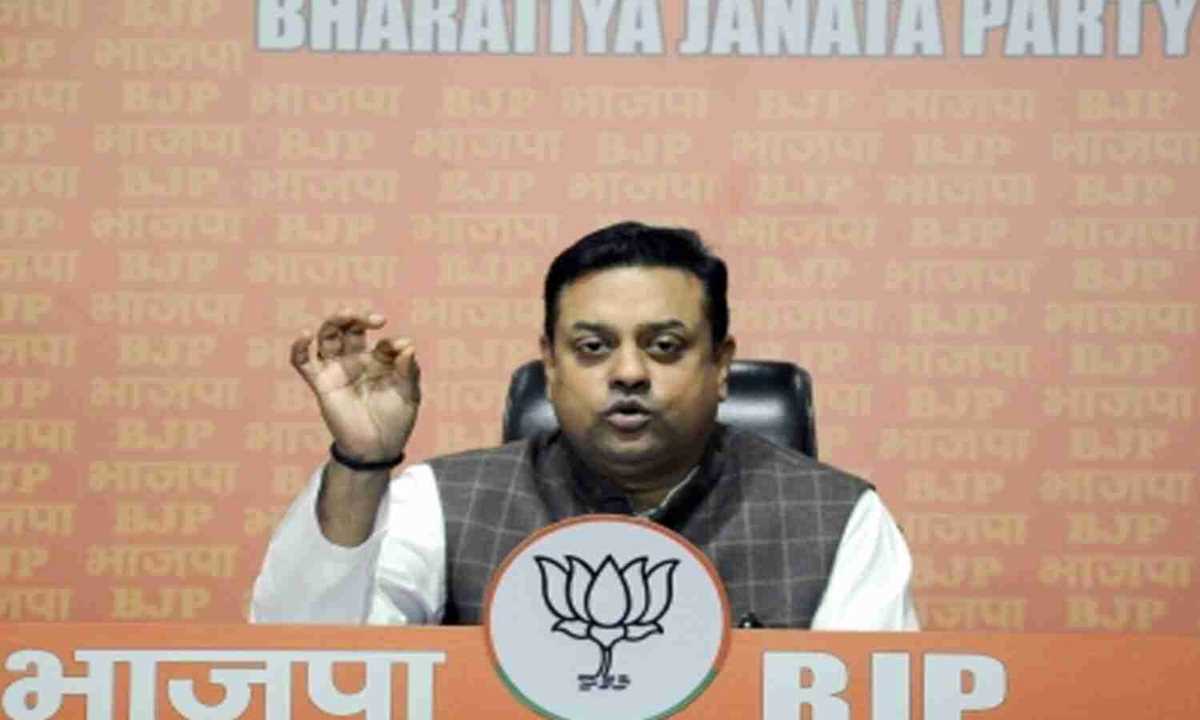 मोहल्ला सभा के नाम पर केजरीवाल सरकार 20 करोड़ रुपये डकार गई : संबित पात्रा